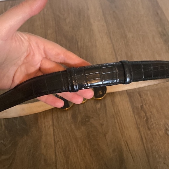 Black Croc Embossed leather ornate clasp belt Sz M/L brass buckle. - Picture 4 of 9